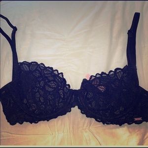 🌼PINK by Victoria’s Secret 32D Unlined Bra🌼